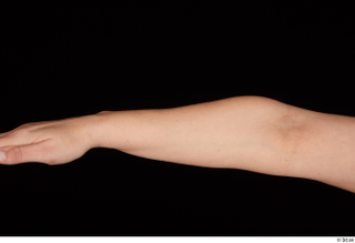 Donna forearm nude 0002.jpg